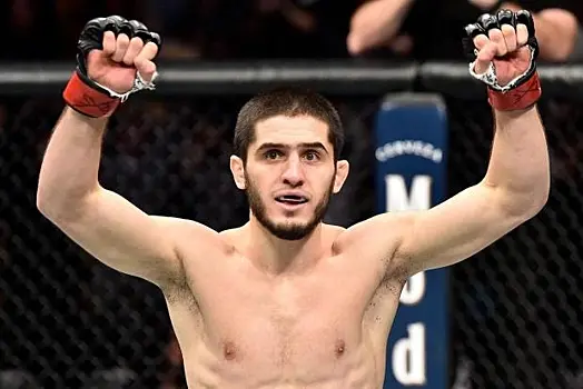 Российским бойцам предрекли завоевание половины титулов в UFC