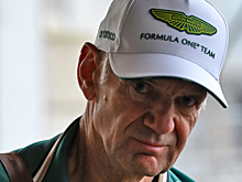 Эдриан Ньюи об «Астон Мартин»: «В «Ред Булл» было трудно справиться со взаимными обвинениями. Сейчас у меня чувство дежавю»