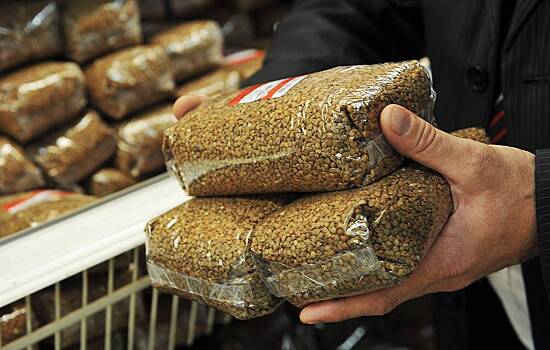 В Курской области в 2-3 раза вырос спрос на гречку и рис