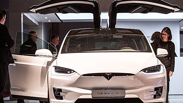 Tesla откажется от части опций в интерьере Model S и Model X