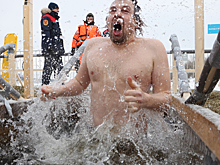 В РПЦ объяснили, кому нельзя купаться в Крещение