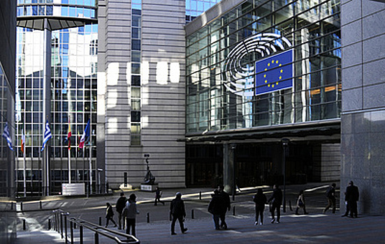 Кто хочет взять Брюссель. Правые партии сверили часы перед выборами в Европарламент