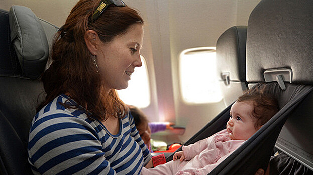 Как не бояться лететь в самолете с малышом