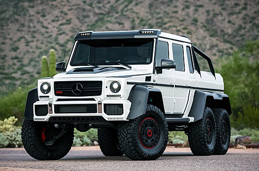 Трехосный Mercedes-Benz G 63 AMG от Brabus продают за 81 миллион рублей