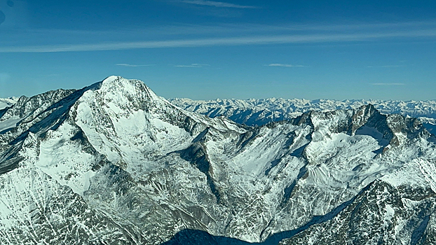 Снявший свой прыжок с вершины Альп итальянский турист-стример погиб