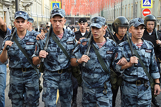Полицейским разрешат отслеживать россиян