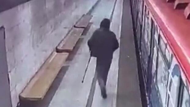 Полицейские юго-востока столицы задержали подозреваемых в совершении разбойного нападения на курьера