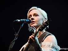 Лора Марлинг мечтала стать инструктором йоги