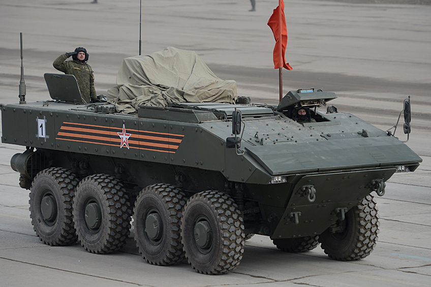БТР "Бумеранг".