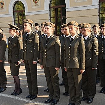 В Киевском военном лицее впервые в истории будут учиться девушки