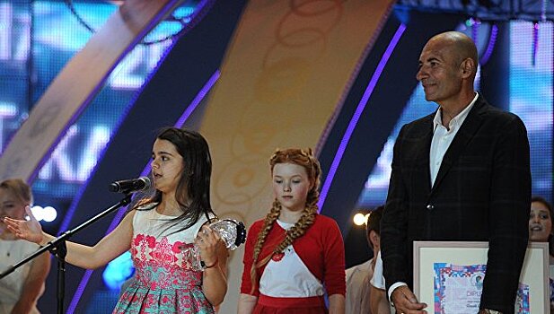 Победа в "Детской новой волне" досталась конкурсанткам из России и Армении