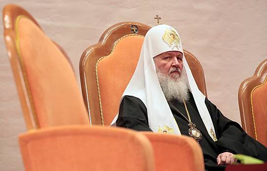 Патриарх Кирилл: "Церковь никак не участвует в политике"