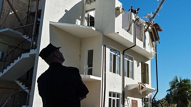 Почти 40 самостроев ликвидировано на территории складской базы в Москве