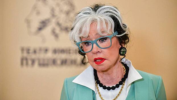 СМИ: Алентовой стало плохо на прощании с Ширвиндтом