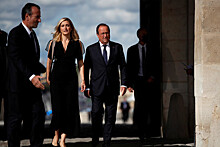 67-летний экс-президент Франции Франсуа Олланд тайно женился на актрисе Жюли Гайе