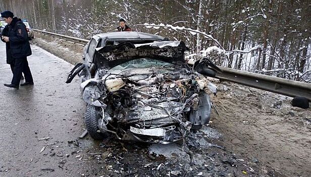 Последний обгон: водитель погиб в лобовом столкновении в Челябинской области