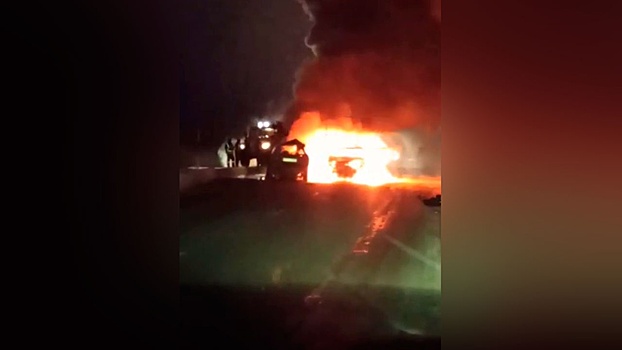 В Алтайском крае столкнулись два автомобиля и автобус