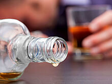 Жена подозреваемого в продаже суррогата в Ленобласти могла умереть от его продукции