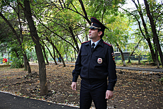 Российский полицейский героически спас человека