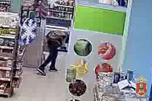 В Твери мужчина в течение двух недель похищал шоколад из супермаркета