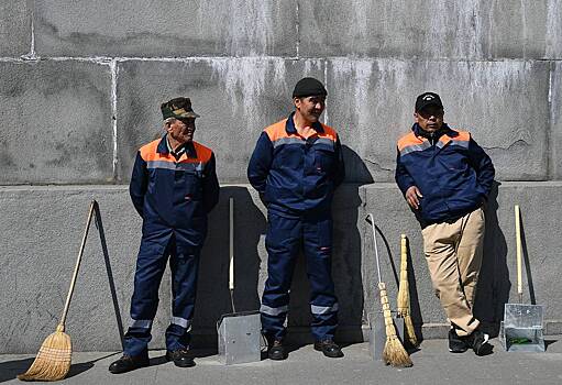 Россиянам назвали способ наказать управляющую компанию за грязь в подъезде