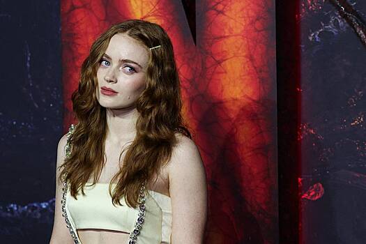 Актриса из «Очень странных дел» снялась в откровенных образах