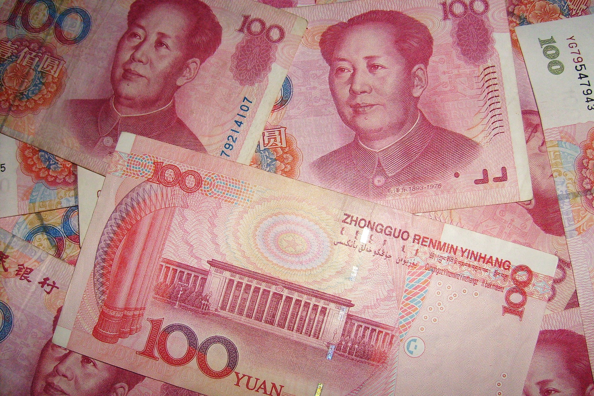В России не хватает юаней: причина может быть в отмене локдауна в КНР