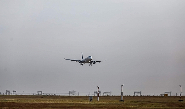 Авиалайнер экстренно приземлился в Волгограде из-за больного пассажира