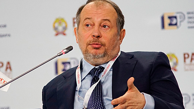 Олигарх Лисин начал зачистку СМИ?