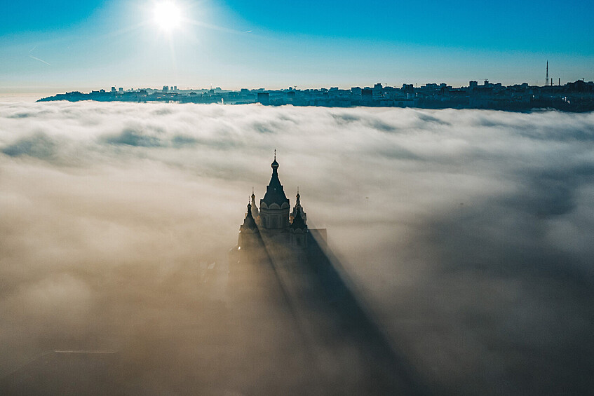 Игорь Иванов.   Путешествие в туманный Нижний Новгород