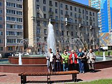 День скандинавской ходьбы отметили в сквере у метро «Дубровка»