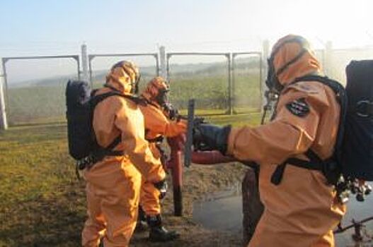 На хладокомбинате в Вологде из-за аммиака дежурит пост МЧС