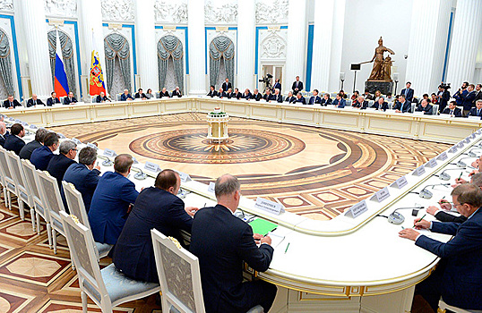 Традиционная встреча. О чем Путин будет говорить с бизнесом?