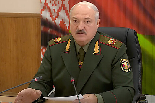 Лукашенко распорядился "привести в порядок" танки ВС Белоруссии