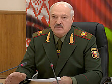 Лукашенко распорядился "привести в порядок" танки ВС Белоруссии