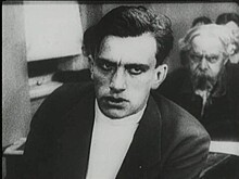 Посмертный снимок Маяковского. Почему его скрывали в СССР