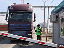 Челябинца задержали за продажу места в очереди на проезд границы РФ