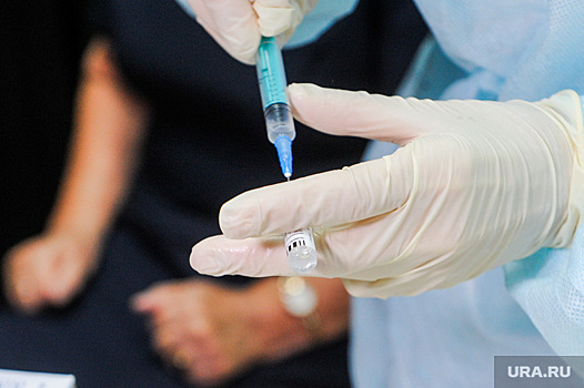 В Великобритании началась вакцинация подростков от коронавируса