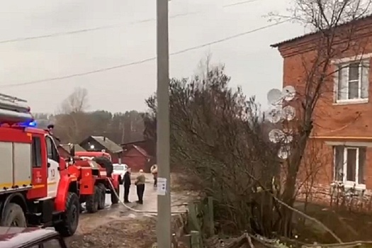 При пожаре в селе Удмуртии погибли три человека
