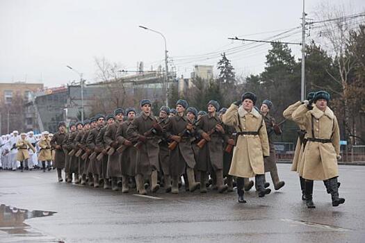 В Красноярске прошла большая историческая реконструкция к Дню народного единства