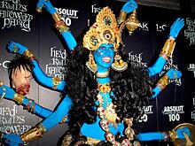 Не повторять: самые неудачные костюмы звезд на Хэллоуин