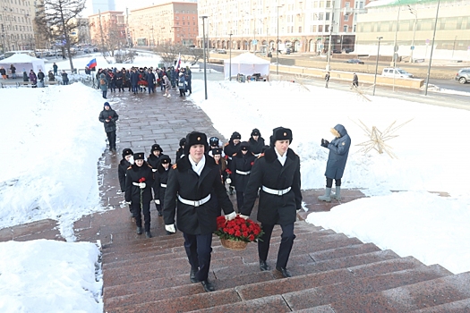 Сказали нашим воинам «спасибо». В Дорогомилове провели праздничный митинг в честь Дня защитника Отечества