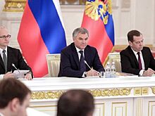 Председатель Госдумы рассказал, как решить вопрос с зарплатами врачей
