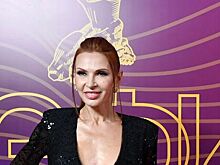 Эвелина Бледанс снялась в купальнике на отдыхе