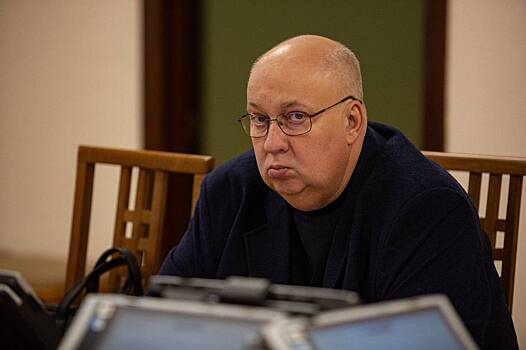 Вызвавший обсуждение в сети своими фото депутат заявил о взвешенном решении пойти на СВО