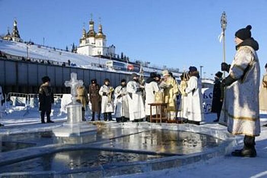 В Тюмени на Туре проходят Крещенские купания