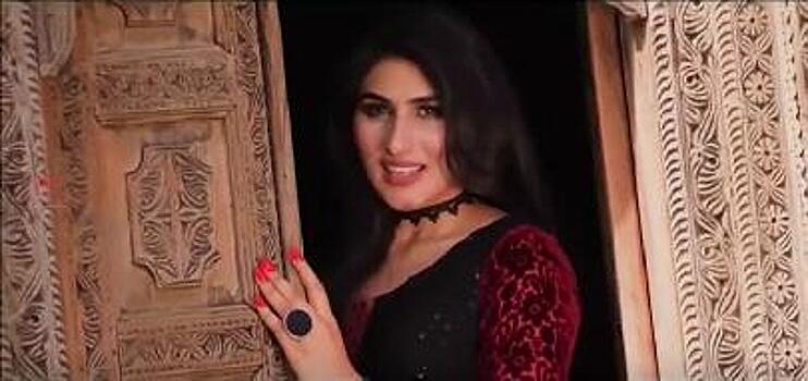 В Пакистане появилась новая эстрадная звезда Сана Таджик