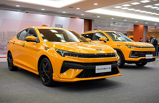 Собянин сообщил о планах запустить на Кубе такси на базе «москвичей»