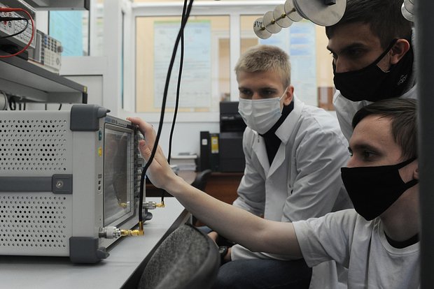 В эфире радиостанции Судного дня УВБ-76 прозвучал женский смех