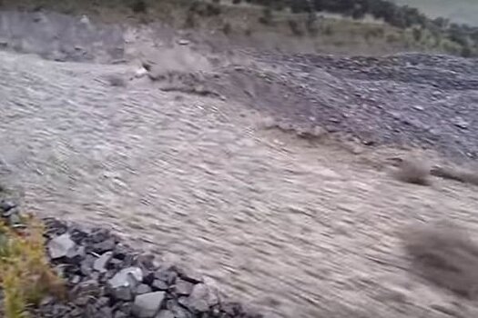 Видео: пользователи Сети восхитились новозеландской "каменной рекой"